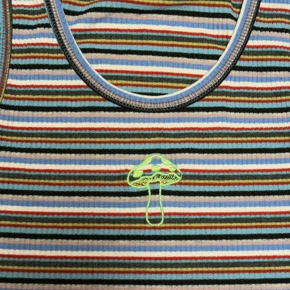Urban Outfitters Tank Scoop Neck Striped Embroidered  Mushroom Core size Medium - Picture 5 of 6